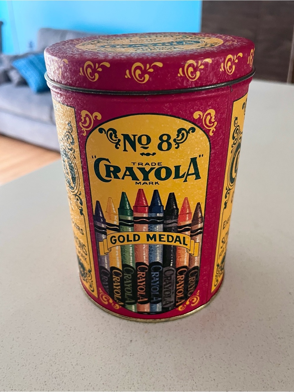 Crayola 1982 Vintage Binney & Smith Gold Medal No 8 Crayon Tin 1903 Replica